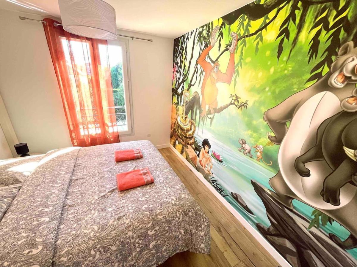 Family Disney House マニー＝ル＝オングル エクステリア 写真
