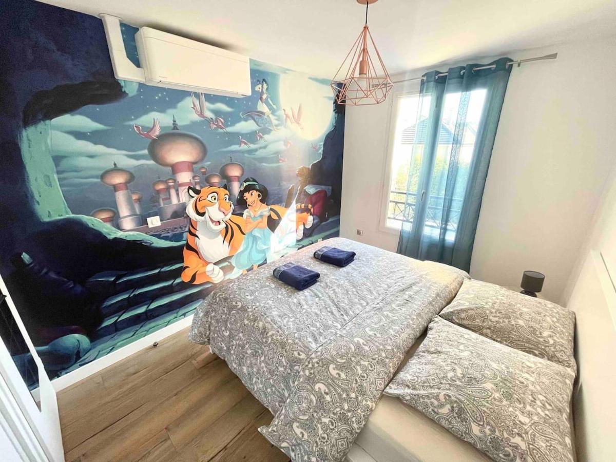 Family Disney House マニー＝ル＝オングル エクステリア 写真